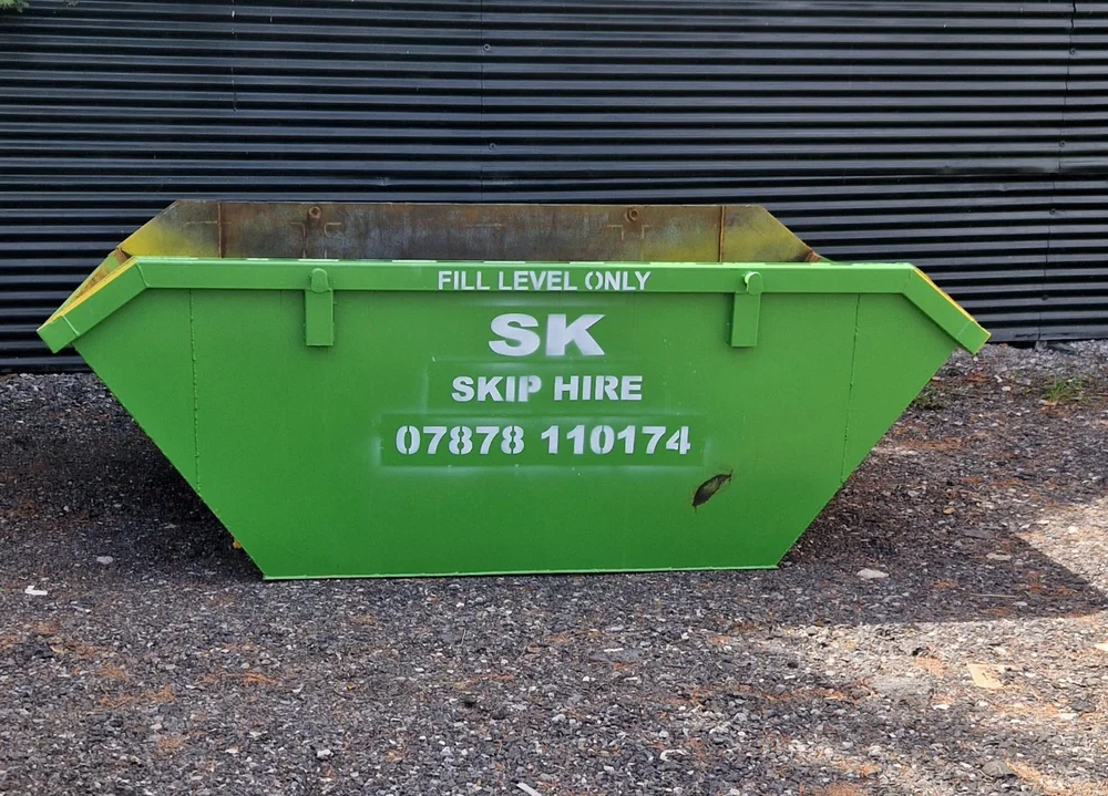 6 yard small maxi skip
